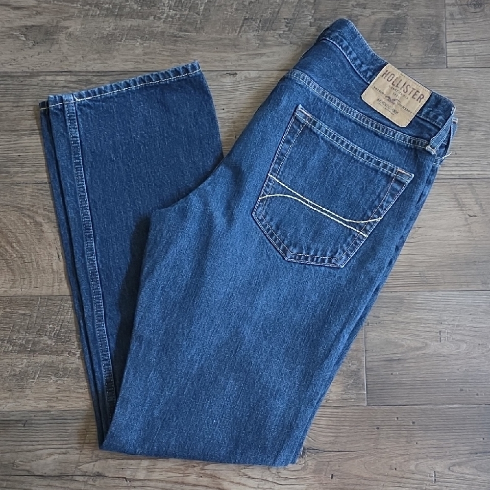 Hollister Classic Straight Blue Jeans